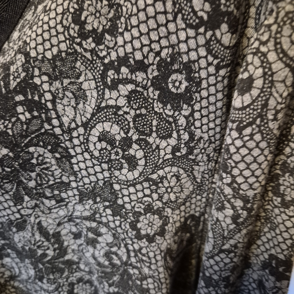 Livi Active Gray Patterned Hoodie - Picture 2 of 5